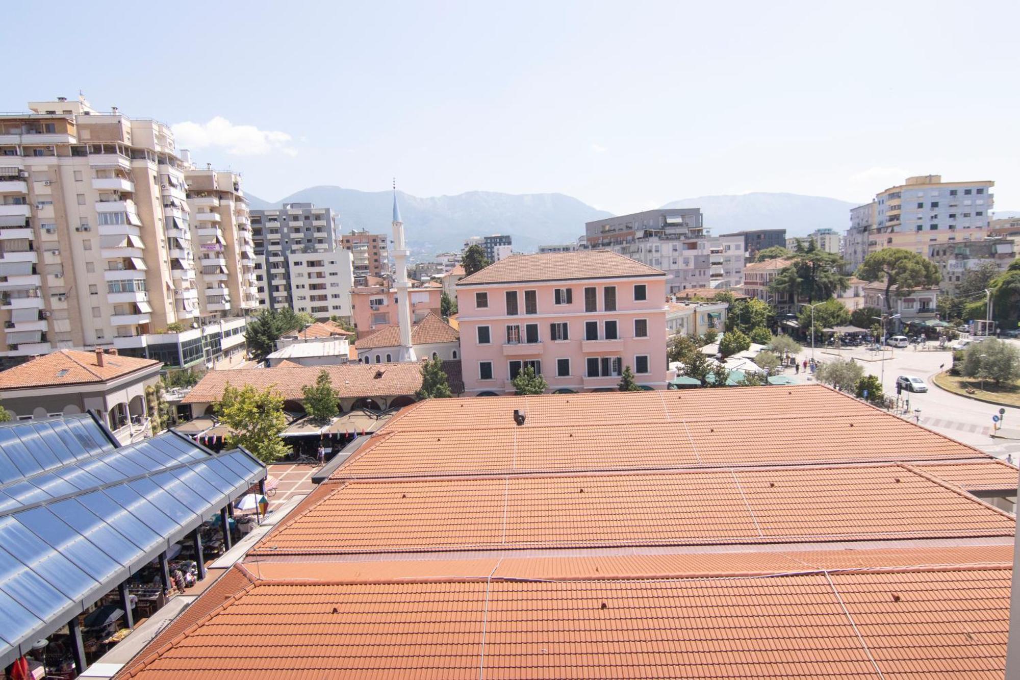Tirana Central Apartment Zewnętrze zdjęcie